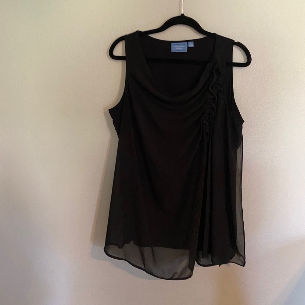 Black Scowl Neck Sleeveless Top